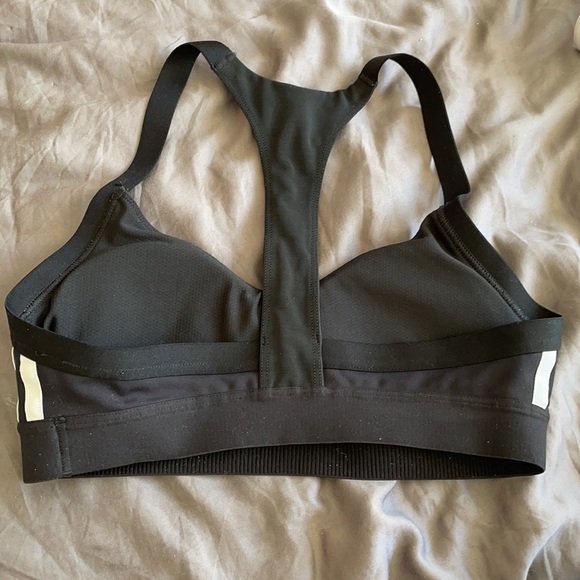 Adidas xs sports bra - Picture 4 of 4